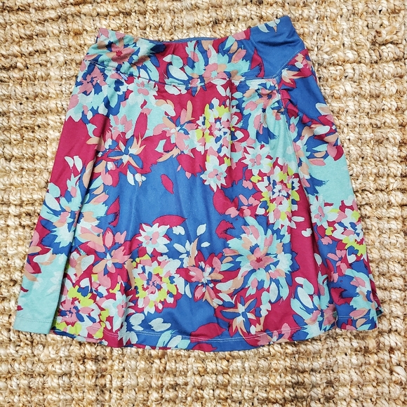 REI Dresses & Skirts - !SALE 3for20! REI Floral Circle Mini Skirt
